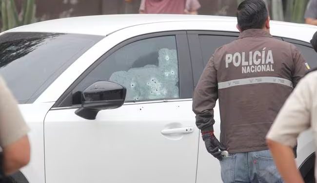 Capturan a dos que estarían relacionados con asesinato de fiscal en Ecuador