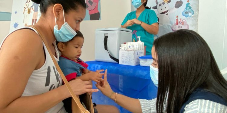 Con 11.361 personas vacunadas, Barranquilla superó metas en primera jornada del año