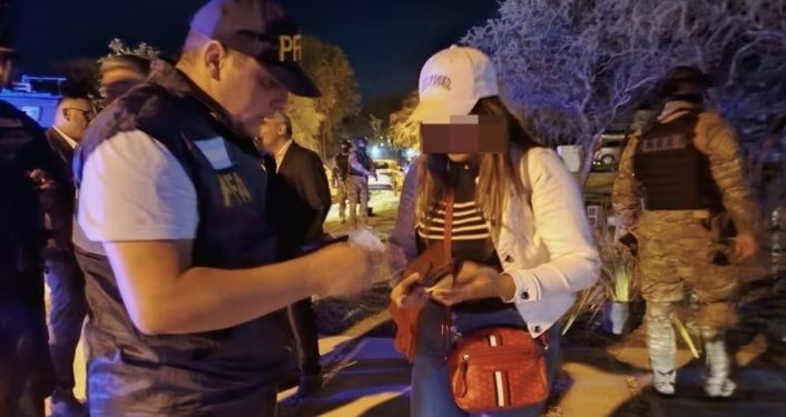 En Argentina capturan a la esposa e hijos de alias “Fito”