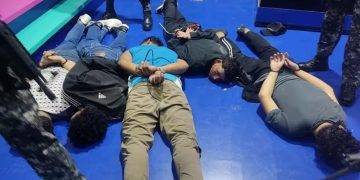 Policía de Ecuador captura a banda armada que se tomó el edificio del canal de televisión TC y recupera el control