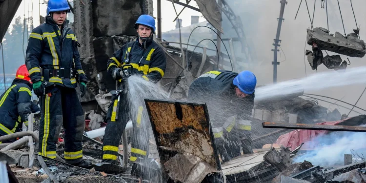 Tragedia en Donetsk: 18 muertos y 13 heridos en ataque ucraniano a mercado