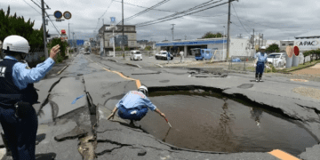 Japón activó alerta de tsunami en su costa occidental tras terremoto de 7.4 grados