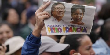 Campaña ‘Petro Presidente’ no habría reportado pago de $60.000 a testigos electorales