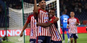 ¡Ganó Junior! El Tiburón derrotó al Medellín y es el líder de la liga colombiana