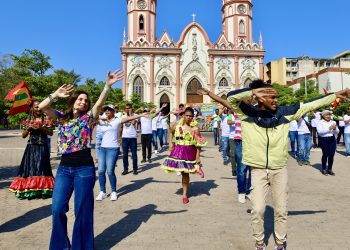 ‘Salón Burrero pa’ la Calle’ pondrá a bailar a los carnavaleros en la noche de Guacherna