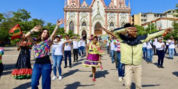 ‘Salón Burrero pa’ la Calle’ pondrá a bailar a los carnavaleros en la noche de Guacherna