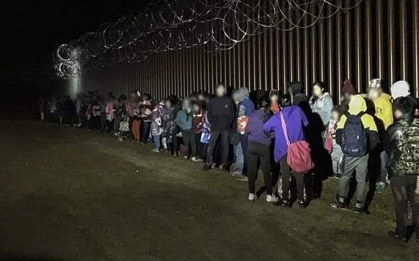 En EE.UU. una ciudad se declaró antimigrantes dejando clara su posición de no recibir a ningún indocumentado