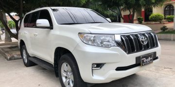 Congreso renovará carros de parlamentarios por más de $84.000 millones