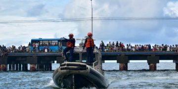 16 personas fueron rescatadas tras siniestro en la bahía interna de Tumaco