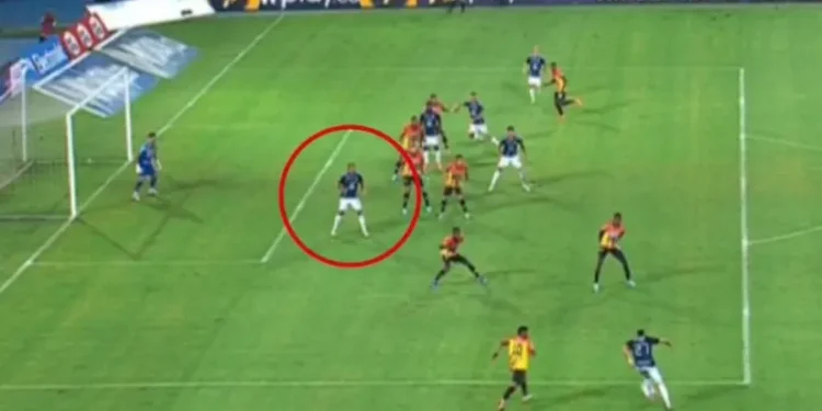 Revelan audios del VAR entre Junior y Pereira: “Veo que el guardameta tiene siempre la trayectoria del balón”, dijo Andrés Rojas.