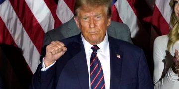 La Casa Blanca llama “repugnantes” comentarios de Trump sobre afroamericanos