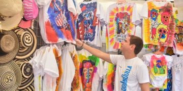 Arme su pinta carnavalera en la Feria del Sombrero