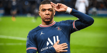 Mbappé ya firmó su contrato con el Real Madrid