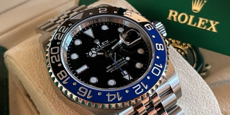 Robo en restaurante al norte de Bogotá: ladrones hurtan, sin saberlo, réplica de Rolex