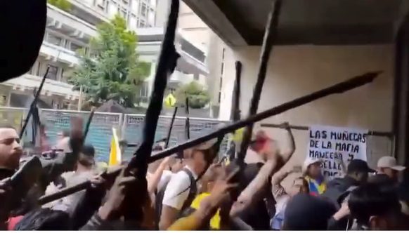 Procuraduría pide a manifestantes respeto por los magistrados y las instalaciones públicas