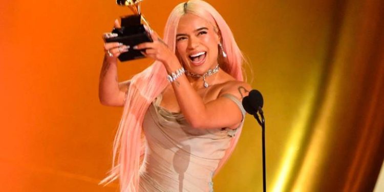 Karol G ganó su primer Grammy a mejor álbum de música urbana con ‘Mañana será bonito’