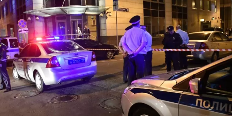 Atentado en Moscú: detienen a once sospechosos, mientras los muertos ascienden a 93