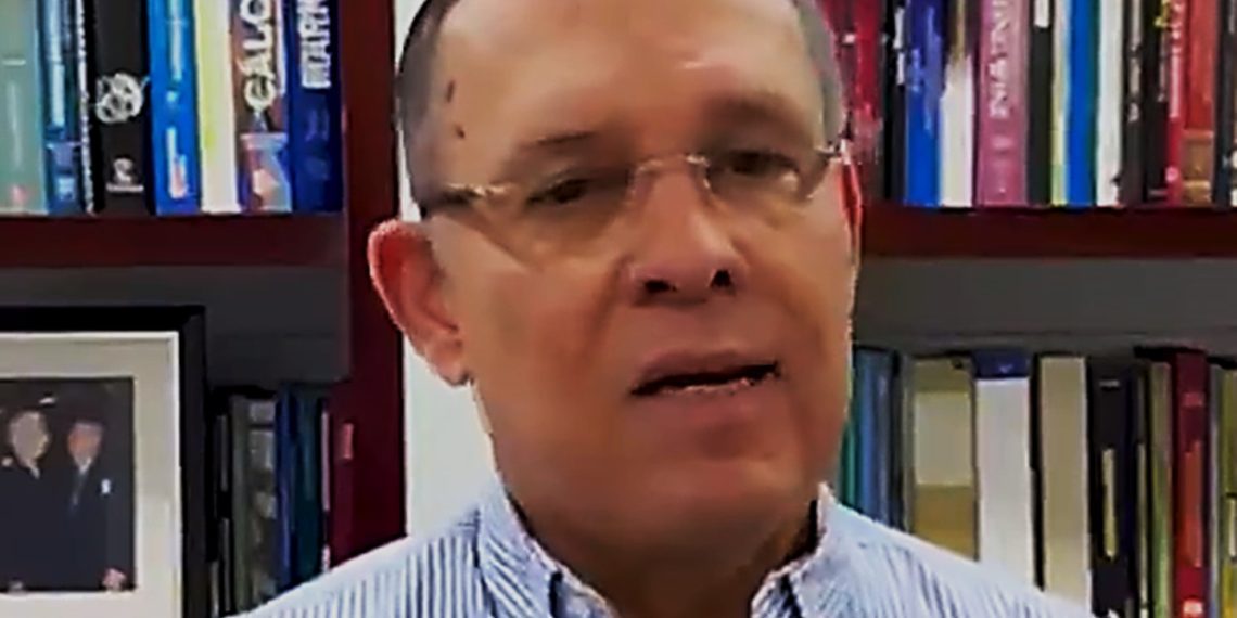 El senador Efraín Cepeda denuncia atropellos hacia su familia por parte de la Policía