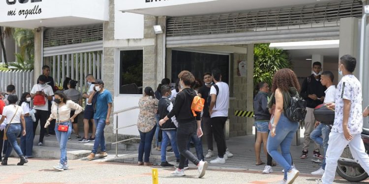 Subsidios de transporte a estudiantes universitarios barranquilleros para evitar deserción