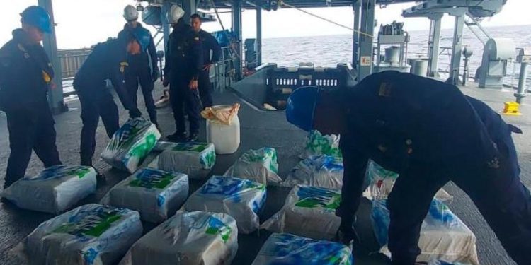 Capturan a venezolano y dominicano con 428 kilos de clorhidrato de cocaína en La Guajira