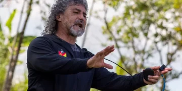 Leonel Álvarez denunció agresión de jugador de Águilas Doradas a su asistente