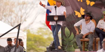 “Que se investigue supuesto aporte de Clan del Golfo a vaca para vías 4G en Antioquia”: Petro