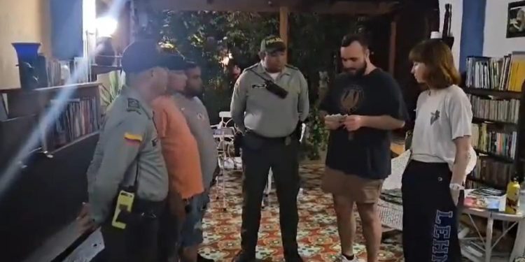 Policía de Cartagena recupera $500 mil cobrados indebidamente a turistas por conductor de InDriver