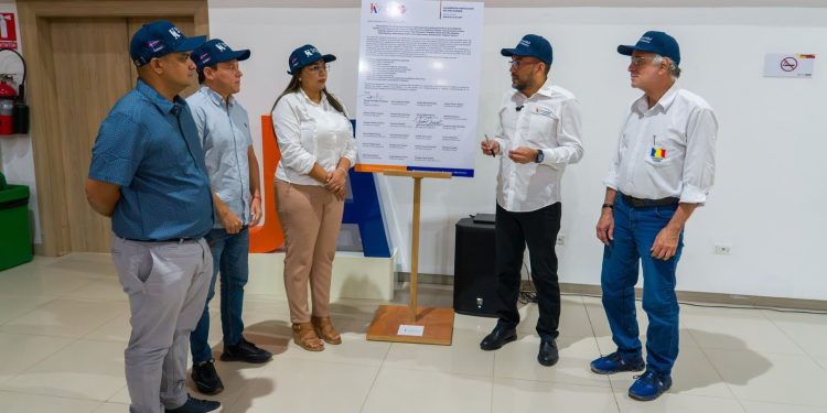 Uniatlántico sella alianza con gobernador y alcaldes para impulsar el desarrollo del departamento