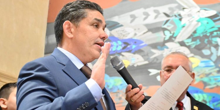 La reunión que organizó el secretario de Cámara en La Guajira para buscar su reelección