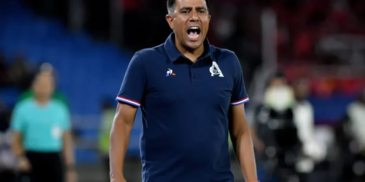 Ultimátum de Tulio y Marcela Gómez a César Farías: ¿Buscarán nuevo DT?