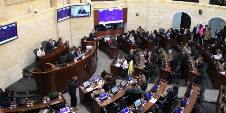 Intensifican sesiones en el Senado para abordar reformas clave