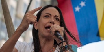 María Corina Machado responsabiliza a Maduro por la ‘brutal represión’ contra su partido