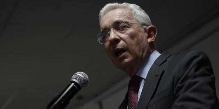 Preocupación en el Centro Democrático por supuesto plan contra expresidente Uribe