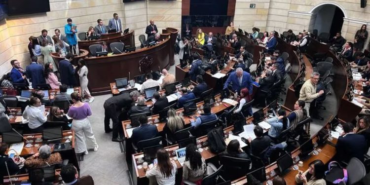 Quedó lista ponencia positiva del proyecto que reviviría el transfuguismo