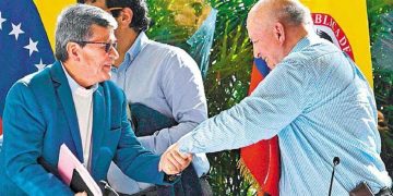 A pesar de la crisis, Gobierno y ELN continuarán diálogos de paz