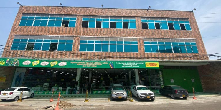 Triple A detecta nuevos casos de fraude de agua en Barranquilla, esta vez en clínica y distribuidor papelero