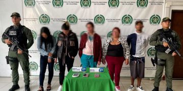 Capturan la reina de los perfiles falsos en Internet, señalada de crear cuentas de hermosas mujeres para extorsionar hombres