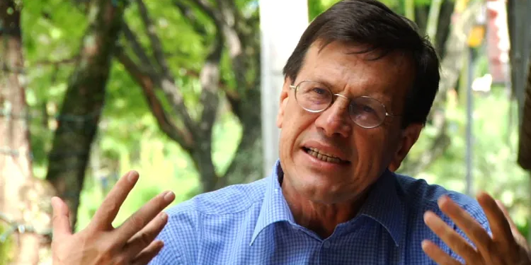 CUT rechazó acuerdo de Gobierno y liberales de bajar umbral de cotización a 2.3 salarios mínimos