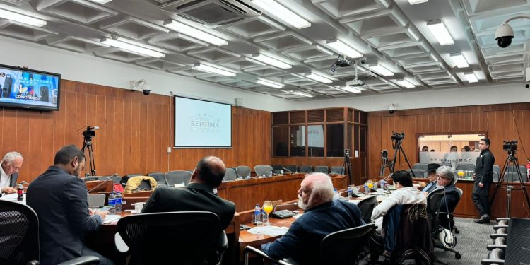 Oposición buscará hundir reforma a la salud este miércoles