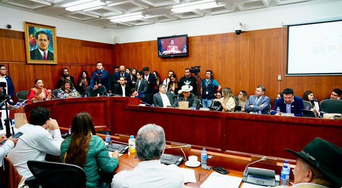 Hundida reforma a la salud en el Congreso: Nueva derrota para el Gobierno