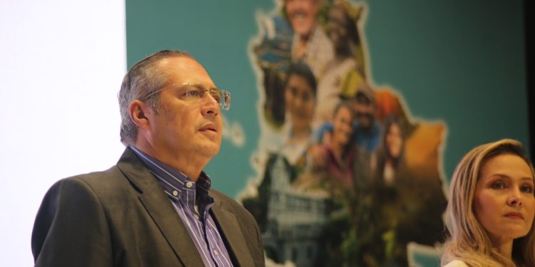 Cuarta audiencia pública del Senado sobre las regiones autonómicas. Por Iván Name Vásquez Presidente del Congreso de la República