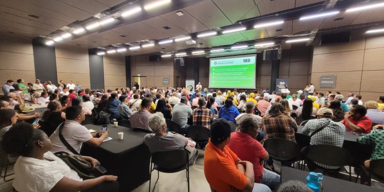 Histórica participación de ciudadanos en construcción del Plan de Desarrollo Distrital 2024-2027