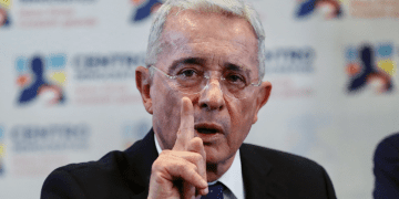 Uribe se pronuncia por decisión de Fiscalía: “Juicio lo adelantan por venganzas políticas”