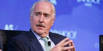 Expresidente Pastrana advierte: “estamos a un dorito de la dictadura”