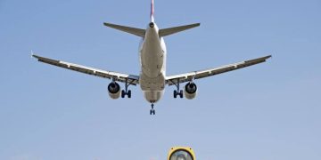 Colombia entre enero y marzo superó en un 15% el movimiento de pasajeros en vuelos Nacionales e Internacionales