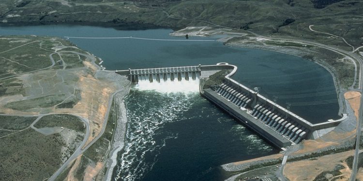 “De seguir la tendencia, en 5 o 6 días llegaremos a nivel crítico”, dicen generadoras de energía