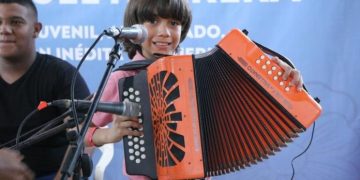 17 representantes de diferentes departamentos y 3 países participan en el Festival Vallenato. Aram Joel Calderón Díaz por Barranquilla