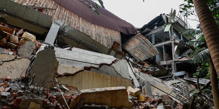 Nueve muertos y más de 700 heridos en el mayor terremoto de Taiwán en 25 años