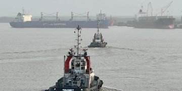 Buque a la deriva en Puerto de Barranquilla por ruptura del sistema de amarre