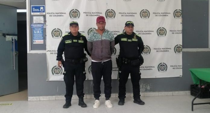 Captura hombre de 38 años, en el barrio Recreo por con orden de captura por hurto calificado y agravado